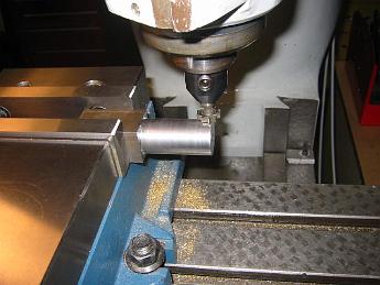Wheels 029 20-Jul-05 Cutting a keyway slot in the mandrel.